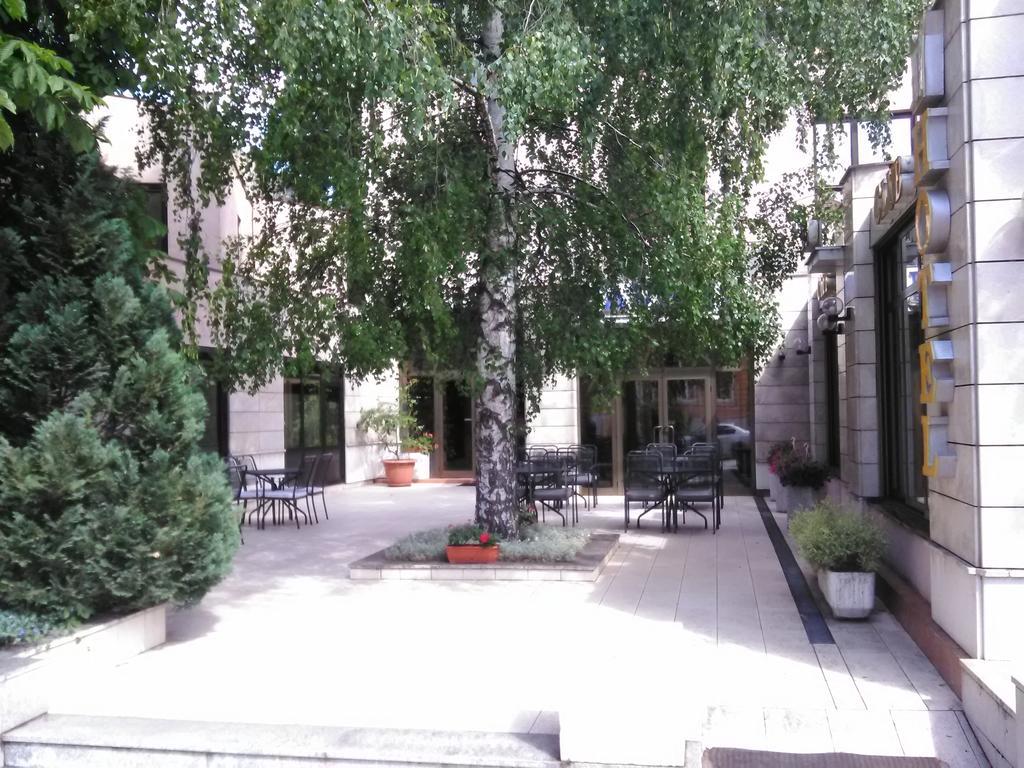 Hotel Dinara Livno Kültér fotó
