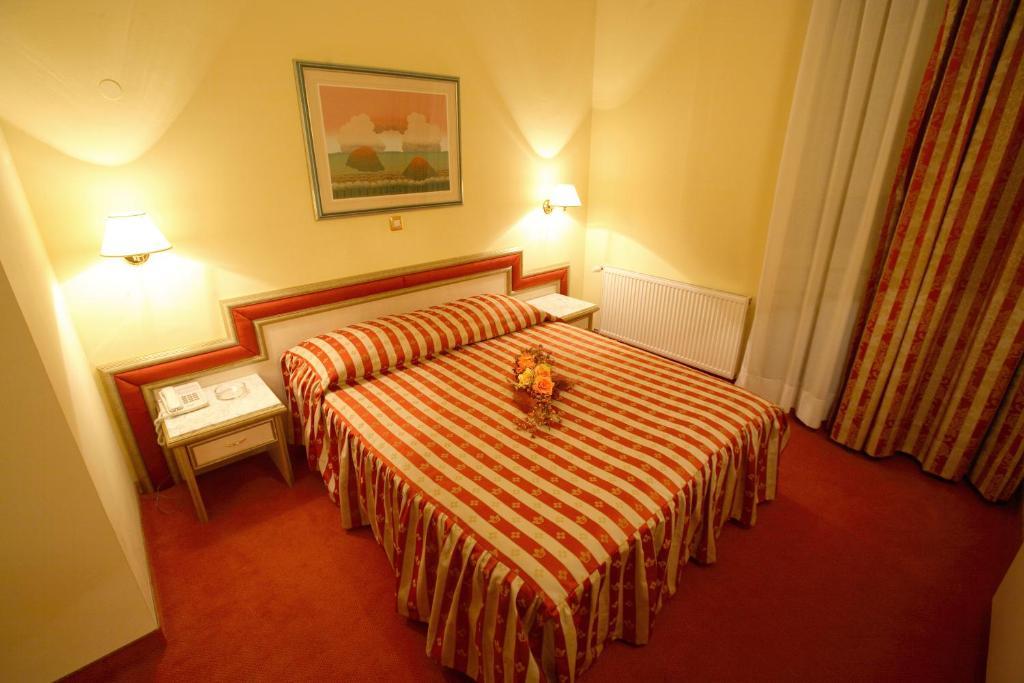 Hotel Dinara Livno Szoba fotó